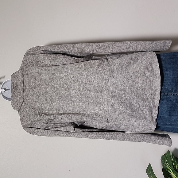 Avia XL (16-18) NWOT kids pullover. - Picture 2 of 5